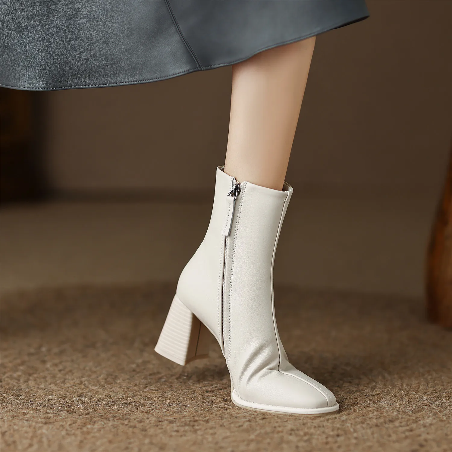 Women Ankle Boots Luxury Genuine Leather High Heels Zipper Black Chelsea Short Boot 2026 Elegant Female Booties Designer Shoe 42