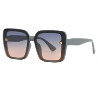 Lunettes de soleil carrées classiques à grand cadre pour hommes et femmes, design de lettre rectangulaire, lunettes de soleil rétro, UV400, marque de mode 3