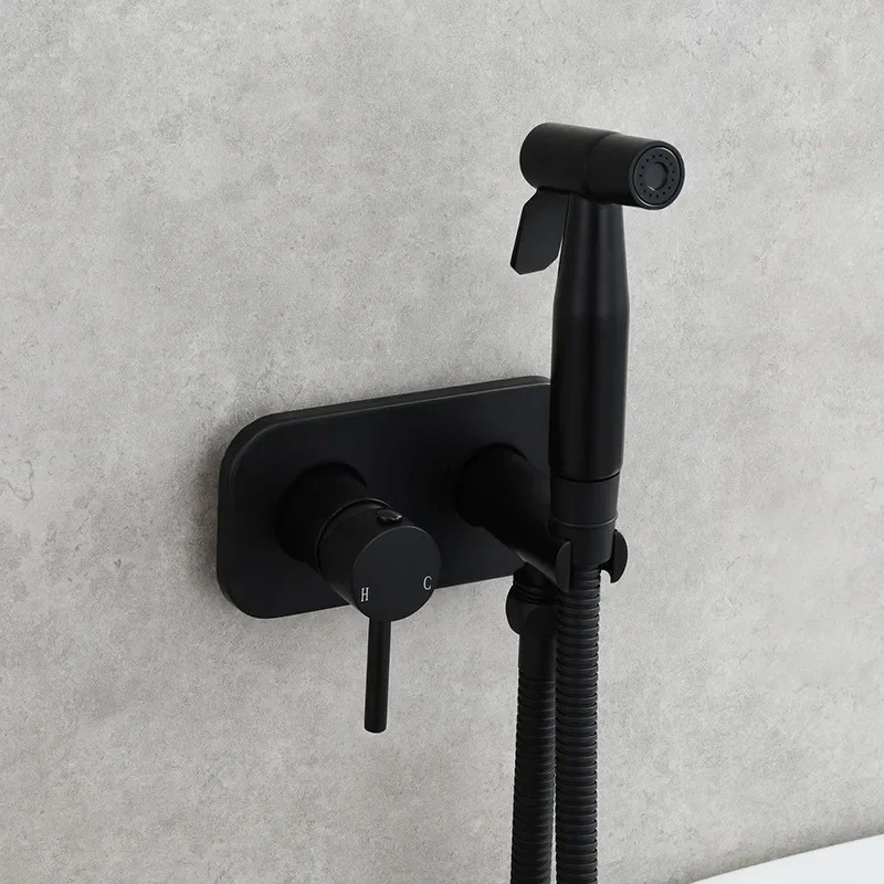 Description Picture 4 of itemHigh Pressure gun Brushed Gold Toilet bidet sprayer set Brass Hot and Cold Bidets faucet Bathroom sprayer bidet