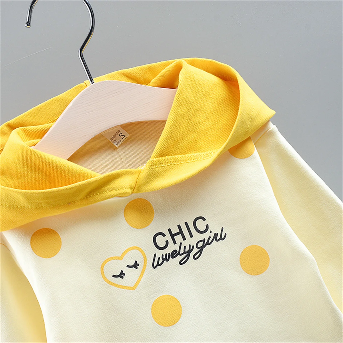 Spring and Autumn Children's Girl Baby Dot Print Sweatshirt Long Sleeve Top Children's T-shirt Clothing Sweatshirt