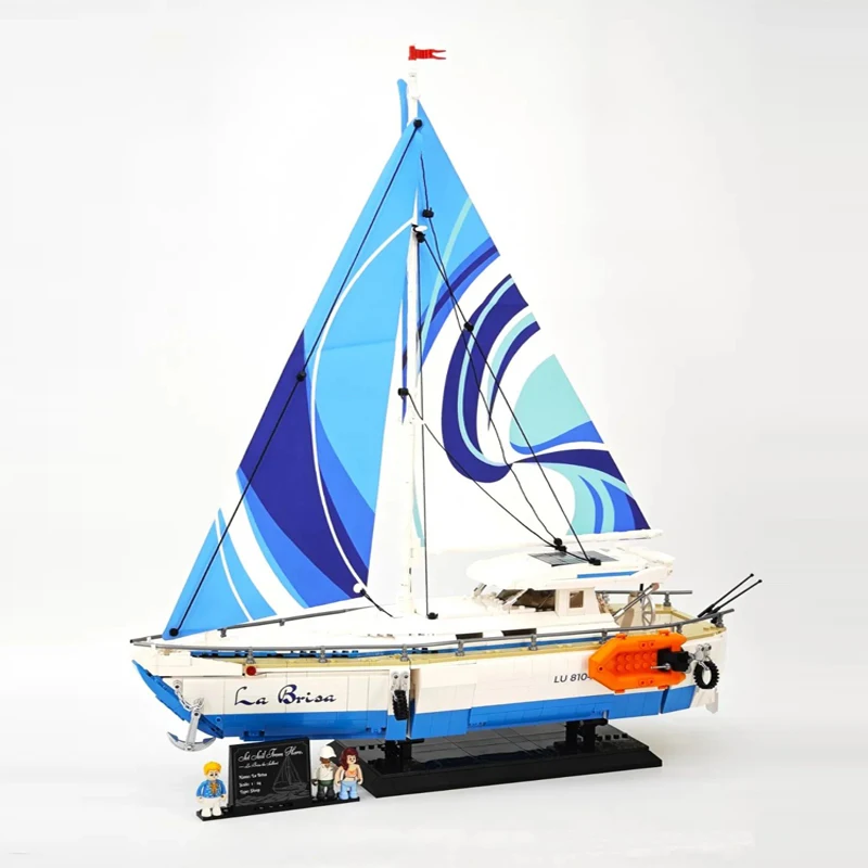 Model Bricks Racing Sail Boat Building Brick Kit (248 pcs) main image 1