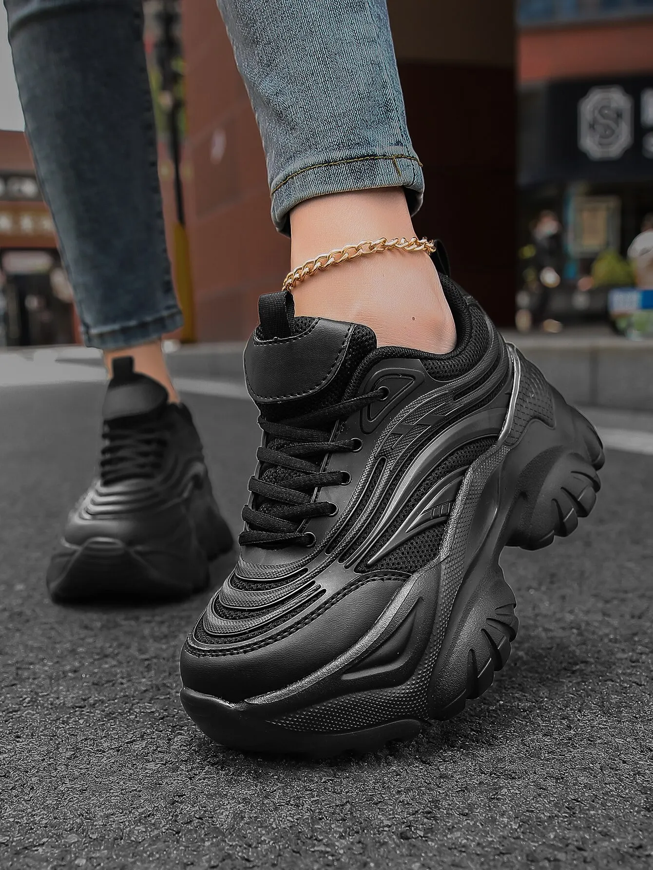 Women Shoes Casual Sports Solid Color Ultra-light Height-increasing Running Comfortable and Versatile Daily