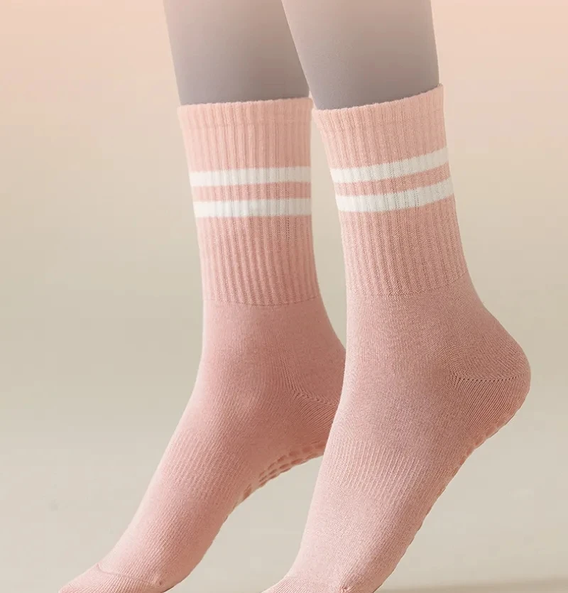 4pairs Women Anti-skid Yoga Socks Grips Cotton Mid-tube Bottom Breathable Fitness Dance Barre Workout Pilates Socks