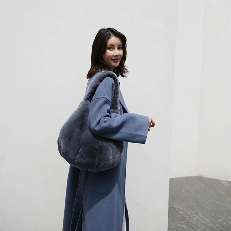 Import Rex Rabbit Hair Dumpling Bag New large capacity women's shoulder Bag Fashion Trend Fur bag Leisure Sports Bag 2023