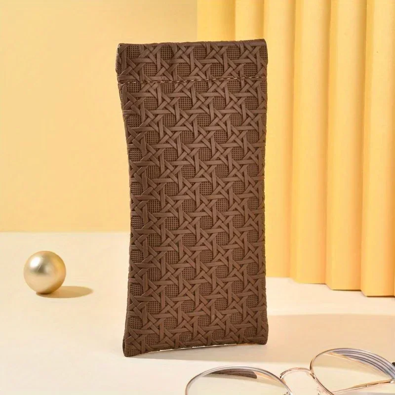 Compact Leather Sunglass Case with Easy-Access Squeeze Top Design