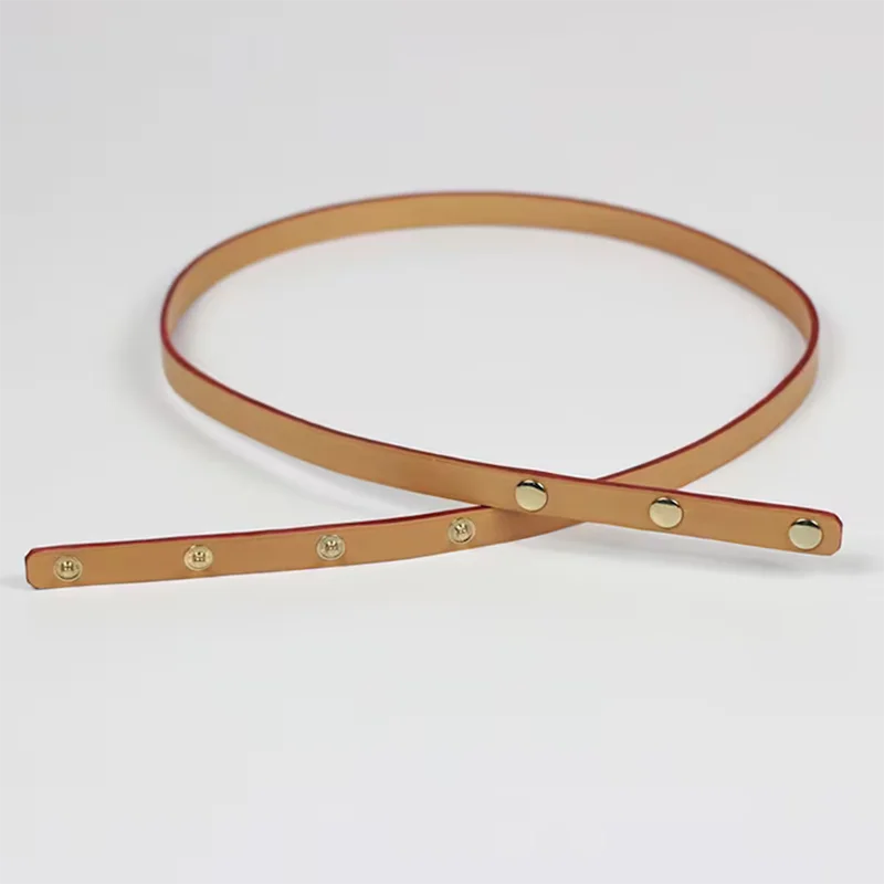 Кожаный ремешок через плечо vкуда шириной 15 мм