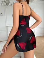 Robe de nuit en satin rouge à imprimé lèvres pour la Saint-Valentin, col en V, dos nu, mini-robe de nuit, vêtements de nuit pour femmes 2