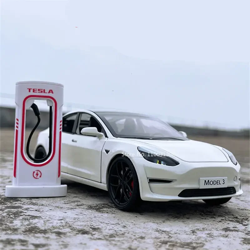 1:24 Model 3 Car Toys  Alloy Diecasts Metal Vehicles Car Model With Sound Light Vehicle Toys For Children Gifts Collection - 3