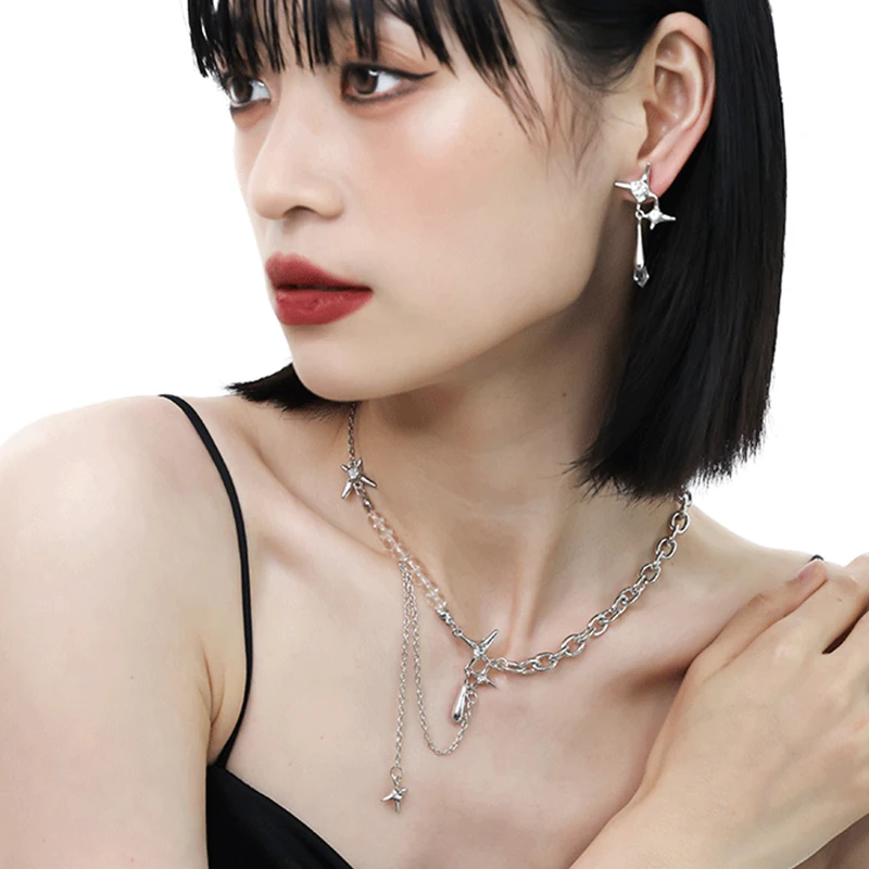 Sweet cool hot girl sweater chain minority light luxury necklace women's ins hip-hop chain accessories women's chain chain