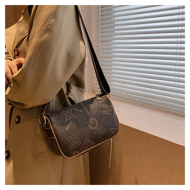 LV LV Women Félicie Pochette Bag in Monogram Empreinte Leather Pink in 2023