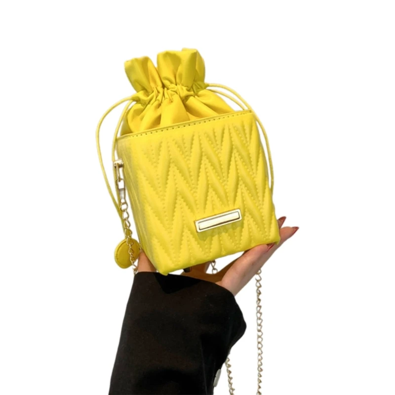 Crossbody Bag for Girl Women Versatile Shoulder Bag Mini Square Bag Drawstring Bag Simple Chain Bag Fashion Trendy Bag