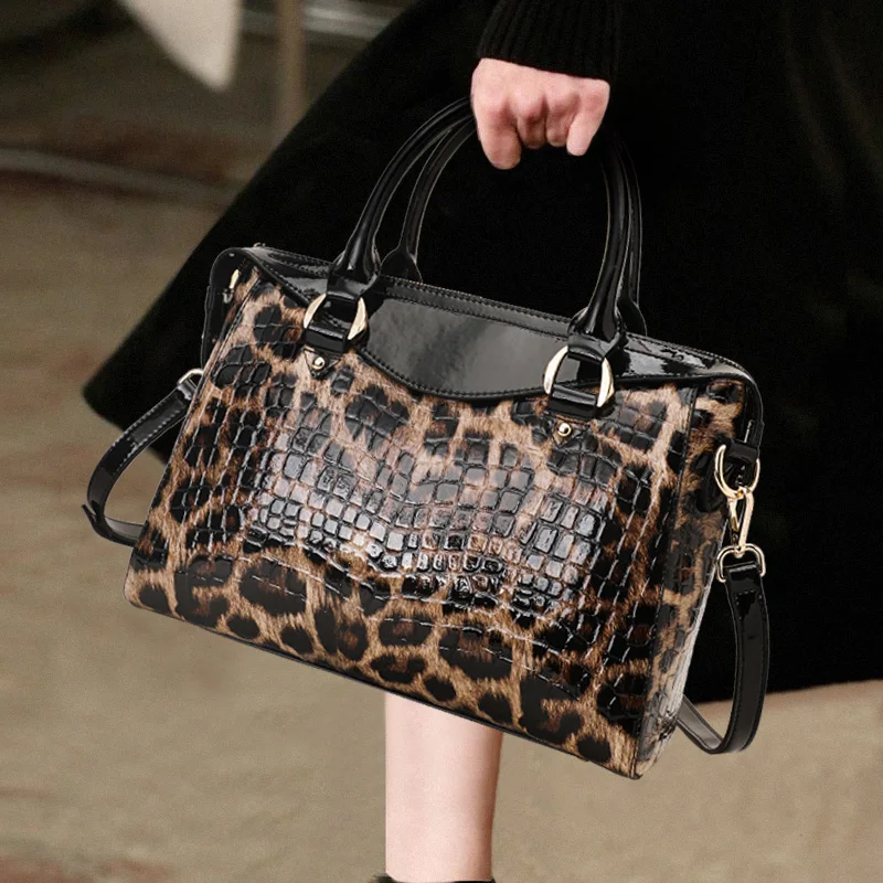 

Женская сумка из натуральной кожи с леопардовым принтом, новинка 2024, модная женская сумочка, универсальная сумка через плечо из воловьей кожи, вместительная сумка-тоут