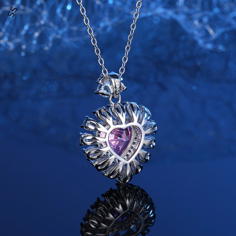 Light Luxury Love Designed Pink Heart-shaped Zircon Pendant Necklace Female Korean Style Collarbone Chain for Girlfriend