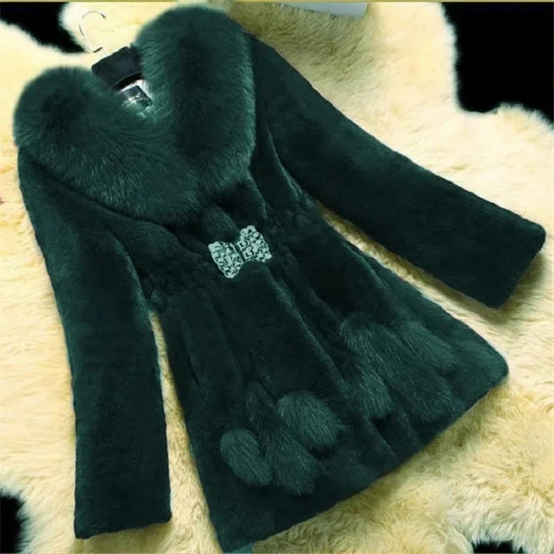 2022 New Winter Thick Plush Warm Clothes Big Size 4XL Overcoat Faux Fur Collar Fashion Ladies Coats Furry Female Coats Soft 4