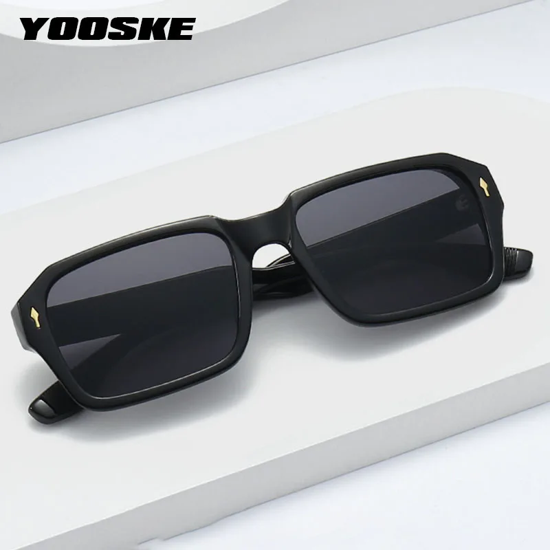 

YOOSKE многогранные Квадратные Солнцезащитные очки в стиле панк для мужчин и женщин, брендовые дизайнерские ретро солнцезащитные очки с заклепками, винтажные градиентные солнцезащитные очки UV400