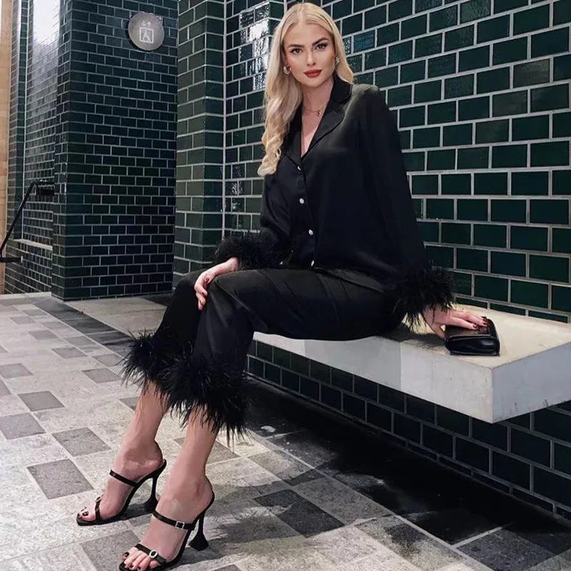 Description Picture 5 of itemBlack Ostrich Feather Cuff Fur Bracelet Wrist Cuff Hand Sleeves Wrap Bracelet Arm Warmers Women Hair Accessories Feather Luxury