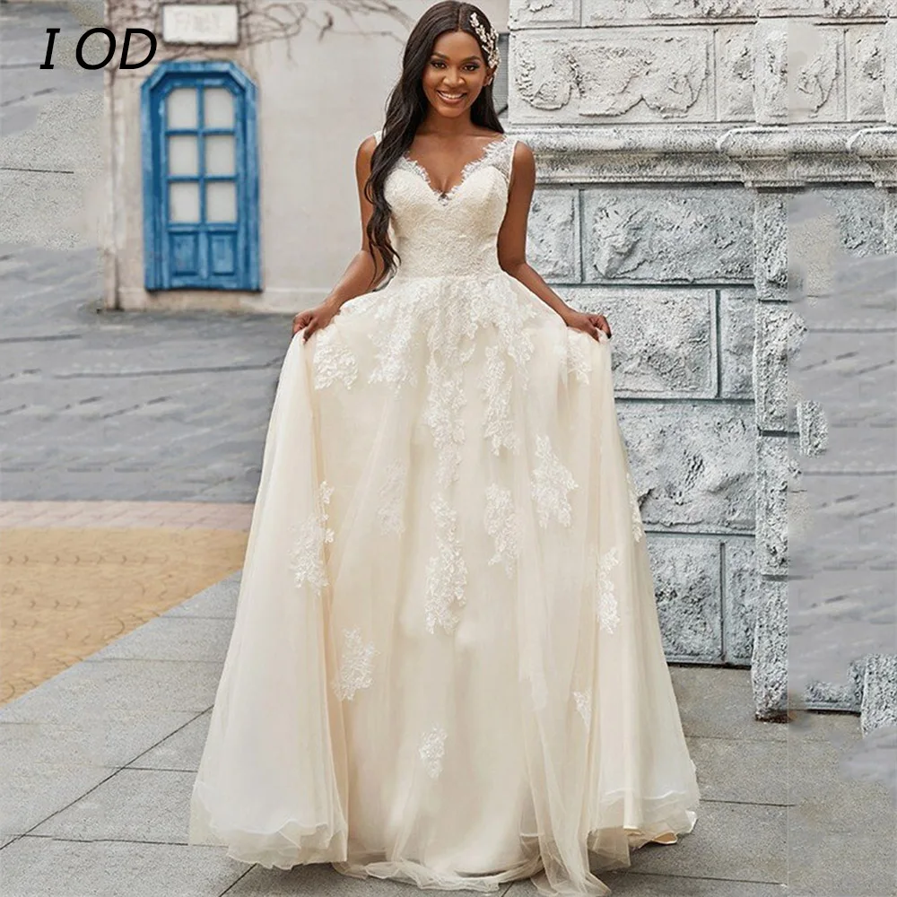 

I OD Elegant V-Neck Wedding Dress Lace Applique Sleeveless Button Back Floor Length Bridal Gown Illusion Vestidos De Novia New