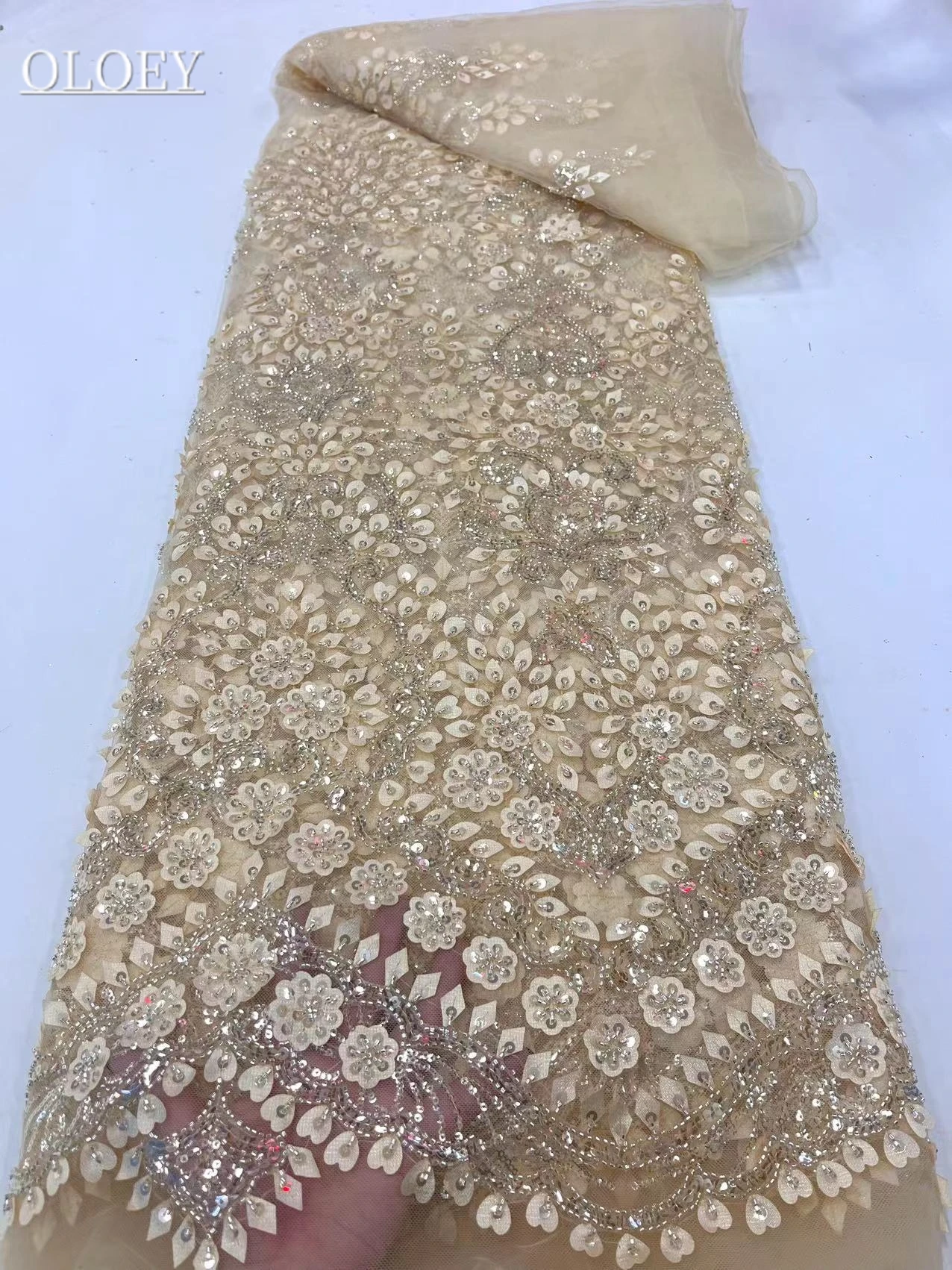 

Fashion Luxury French Embroidery Beaded Lace Fabric African Nigerian With Sequins Fabric For Wedding Dress