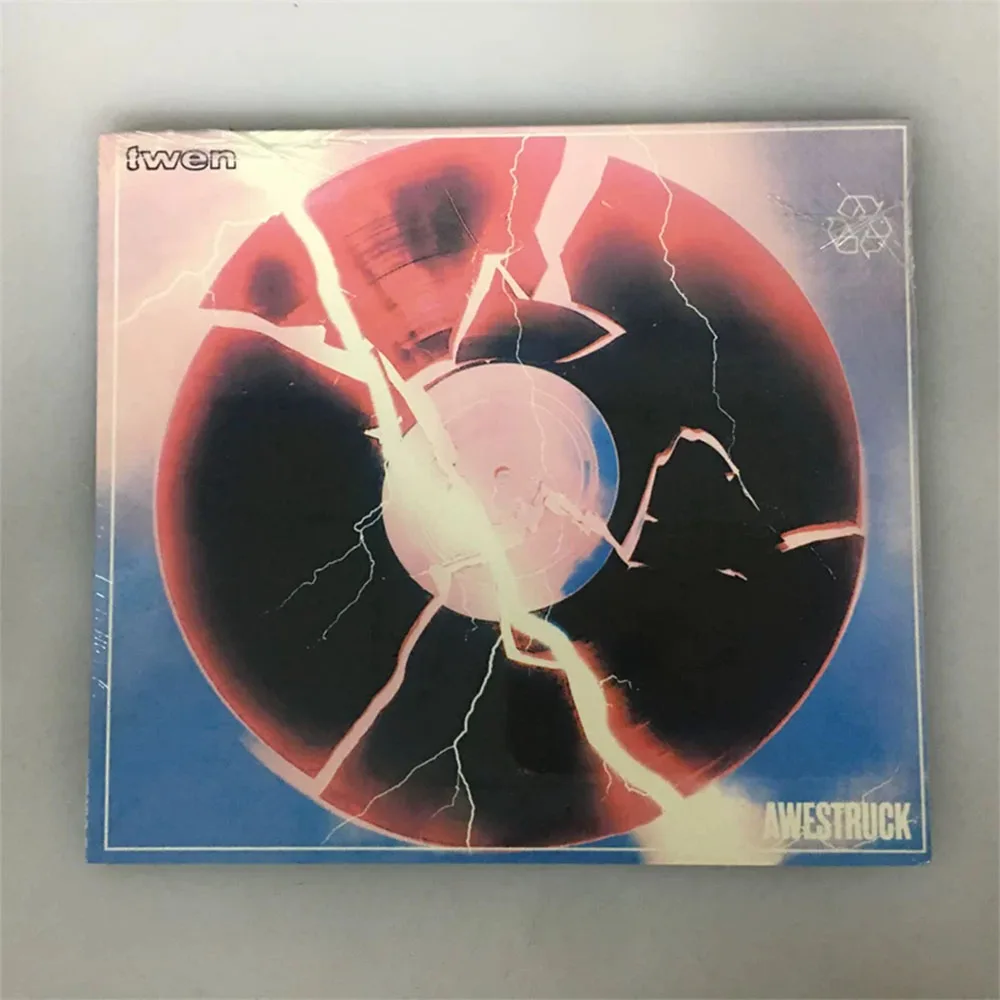 CD  This Is The Debut Full-length Album'Awestruck'by The American Indie Rock Duo Twen, Officially Released on September 20, 2019