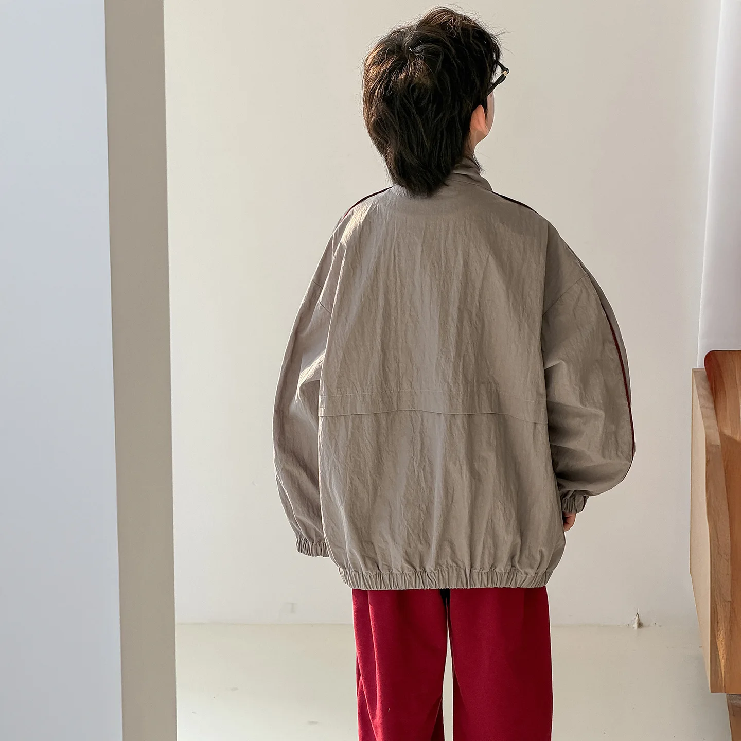 아동복 남아 코트 봄 한국 스타일 2025 신상 트렌디 패셔너블 핸섬 키즈 캐주얼 스포츠웨어 루즈 탑