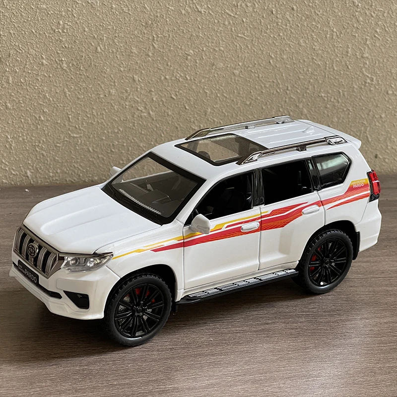 1/24 Toyota LAND CRUISER Prado SUV Alloy Car Model Diecast Metal Toy Off-road Vehicles Car Model Simulation Collection Gift 2
