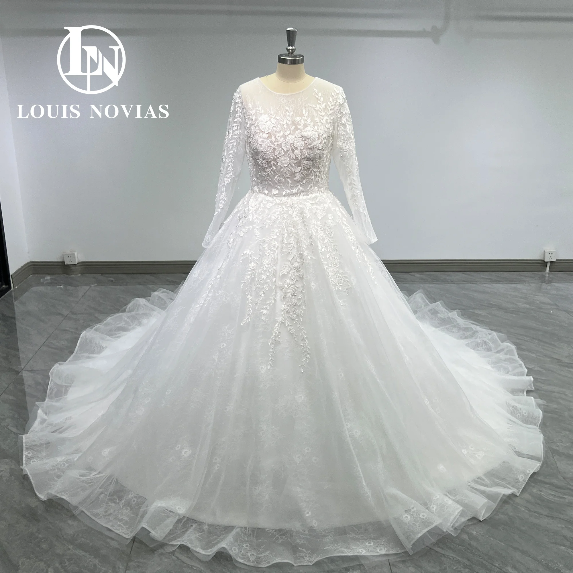 

LOUIS NOVIAS Long Sleeve Wedding Dress 2024 Invisible Neckline Sequined Illusion Wedding Gown Real photos Vestidos De Novia