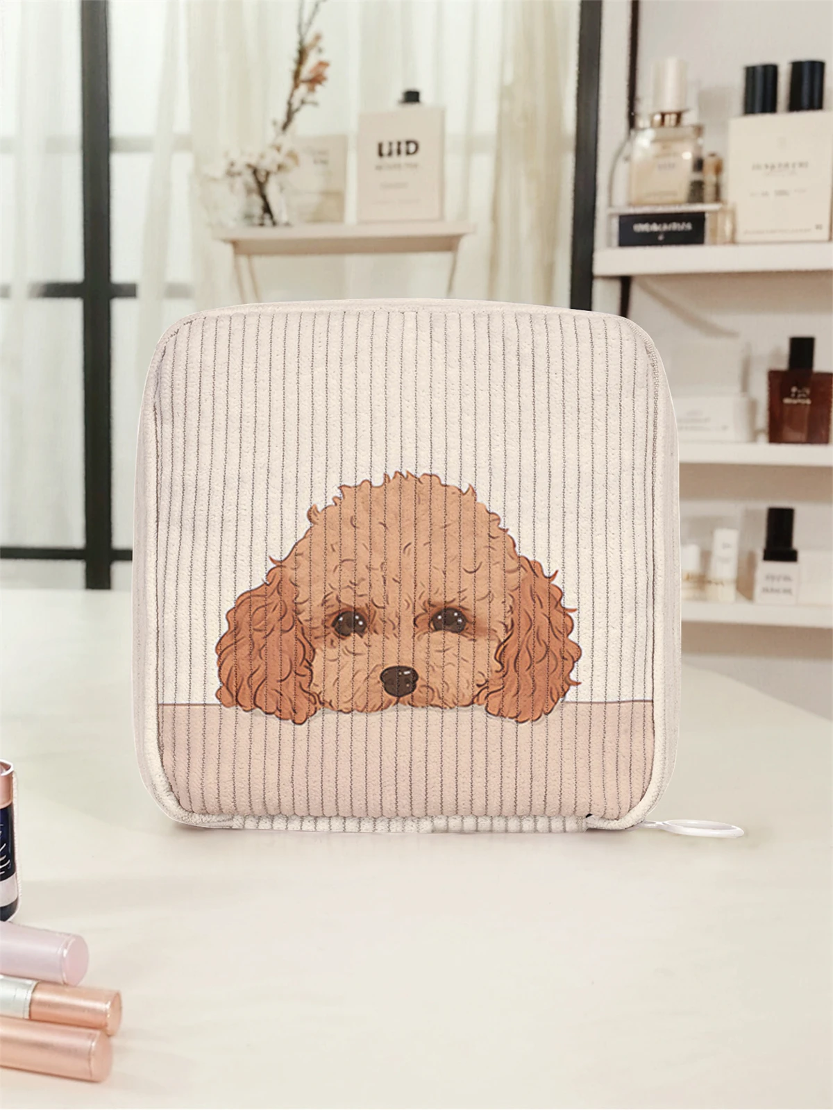 Teddy pattern printed sanitary napkin storage bag, women's lightweight tissue bag, sanitary tissue bag