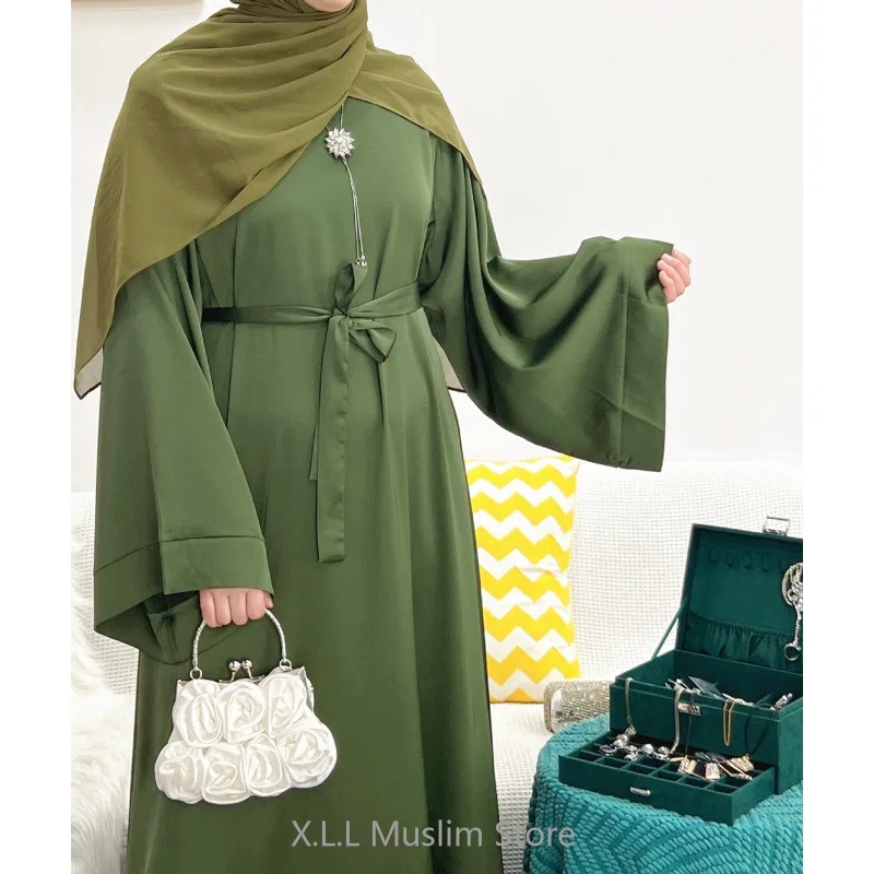 Plain Elegant Eid Ramadan Dubai Turkey Dresses Modest Loose Robe Femme Musulmane Kaftan Muslim Women's Prayer Garment (No Scarf)