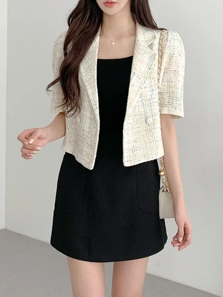 Summer Jacket T-shirt Women South Korea Chic Age-Reducing Retro Design Temperament Graceful Double Buckle Suit Jacket Women 2024