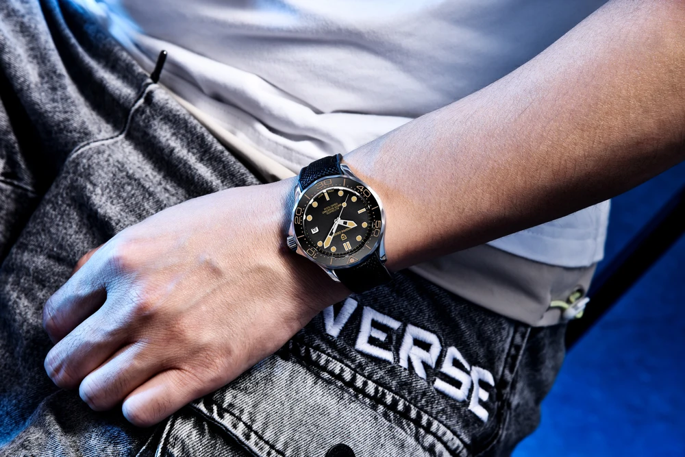 Pagani Design Luxury Automatic Men Wristwatch Sapphire AR Diver Image 4