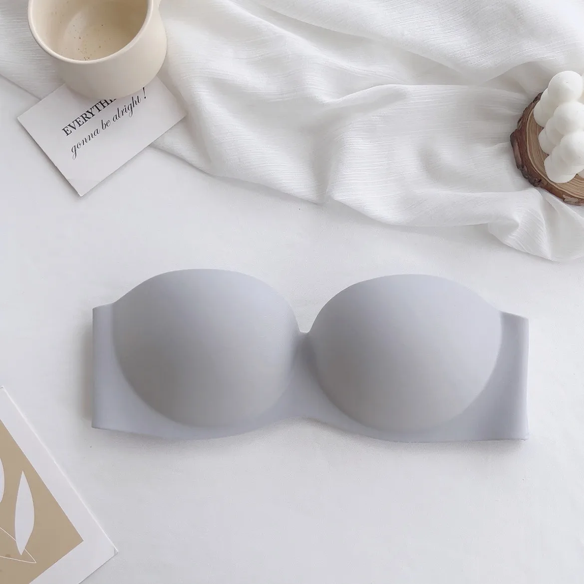 Summer Anti Slip Strapless Invisible Sexy Bra Women's Wedding Dress Beautiful Back Gathering Bra Seamless Comfort Bras Lingerie 6