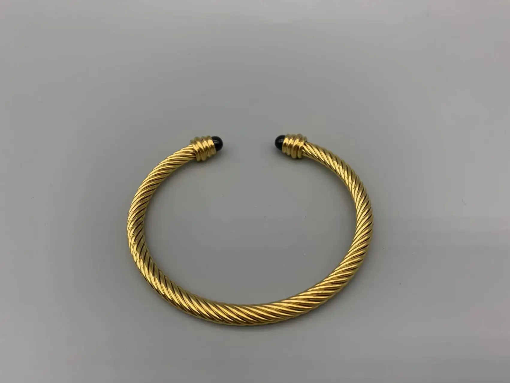 Le Han Jewelry  Cable  Bracelet In 18k Gold Plated And Black Onyx 4MM