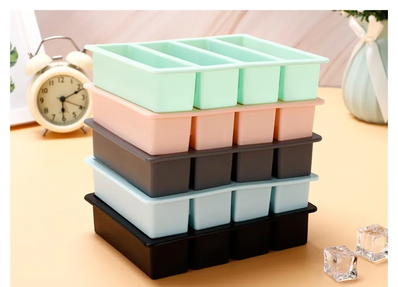 Giant Silicone Ice Cube Tray Mold - Product Image 4