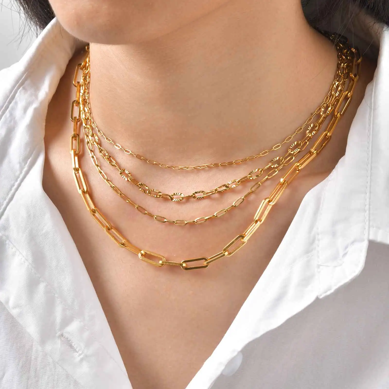 Modische quadratische dünne Gliederkette aus Edelstahl für Damen, goldfarbene Schlüsselbeinkette, minimalistischer klassischer Schmuck – Detail 3