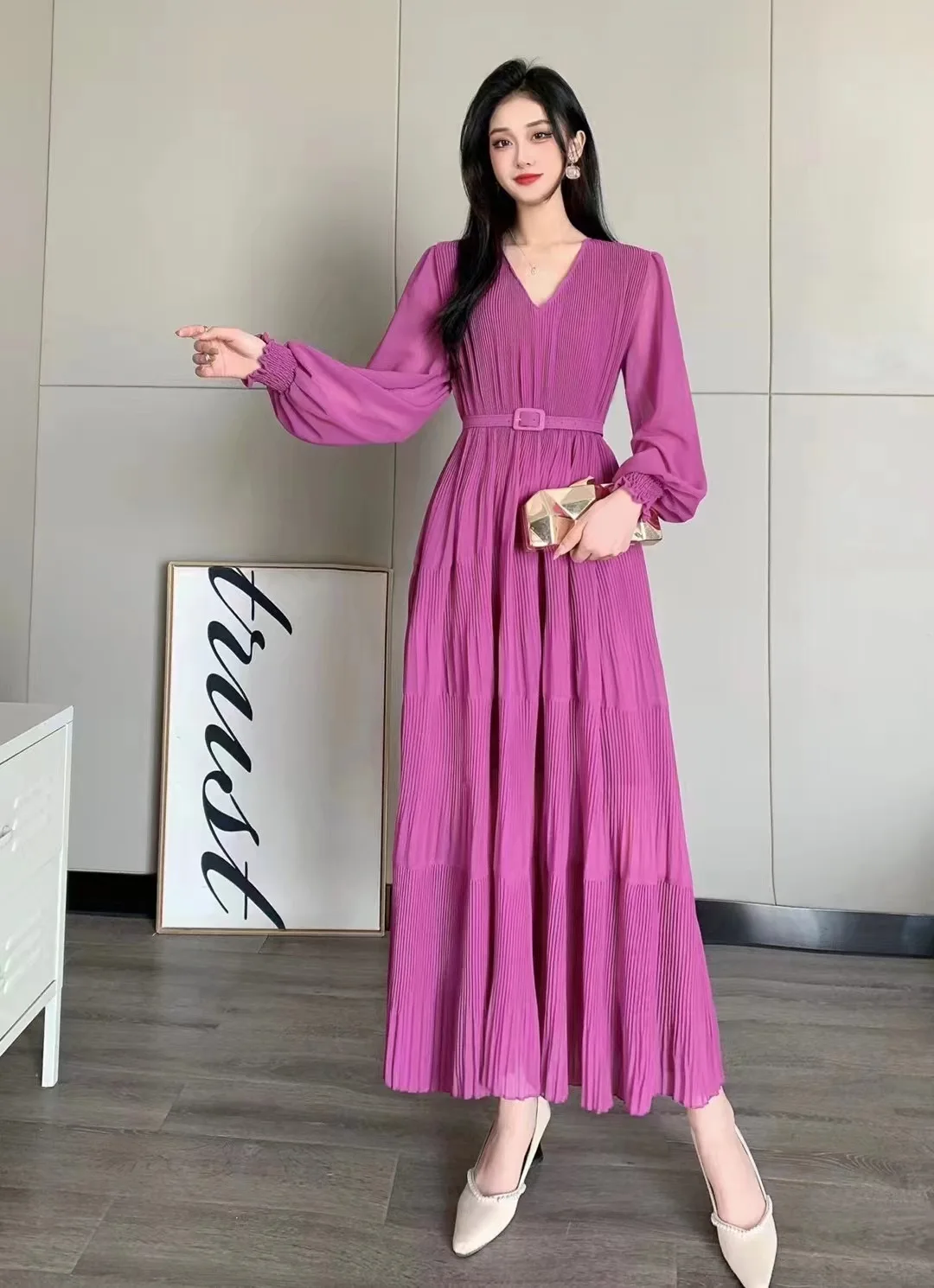 2024 New Spring Autumn Women V-Neck Long Sleeve Belt Slim Long Dress Fashion Folds Big Hem Elegant Evening Party Dress