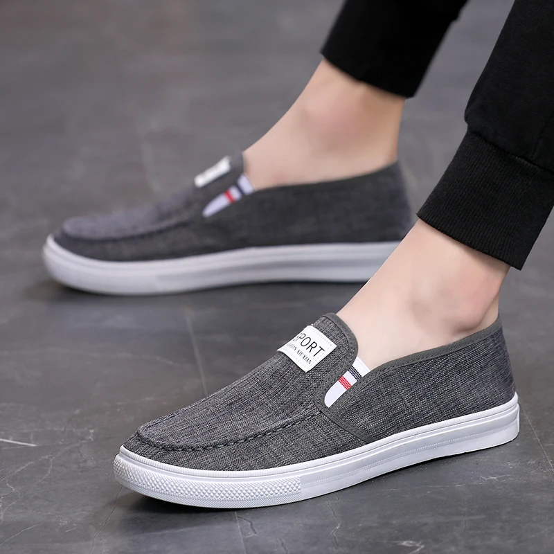 

2023 New Spring Flat Slip-On Sneakers Men Casual Outdoor Non-slip Comfortable Soft Sole Versatile Solid Men's Vulcanize Shoes