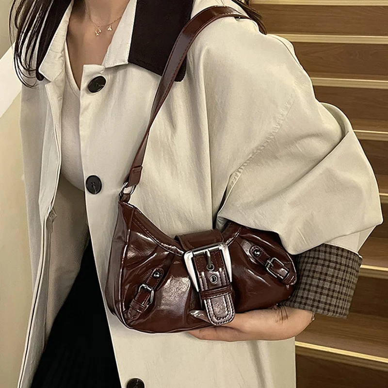 Retro Pleated Hobo Shoulder Bag for Women Maillard Style Underarm Bag Clutch Handbags for Travel Work Shopping Purse