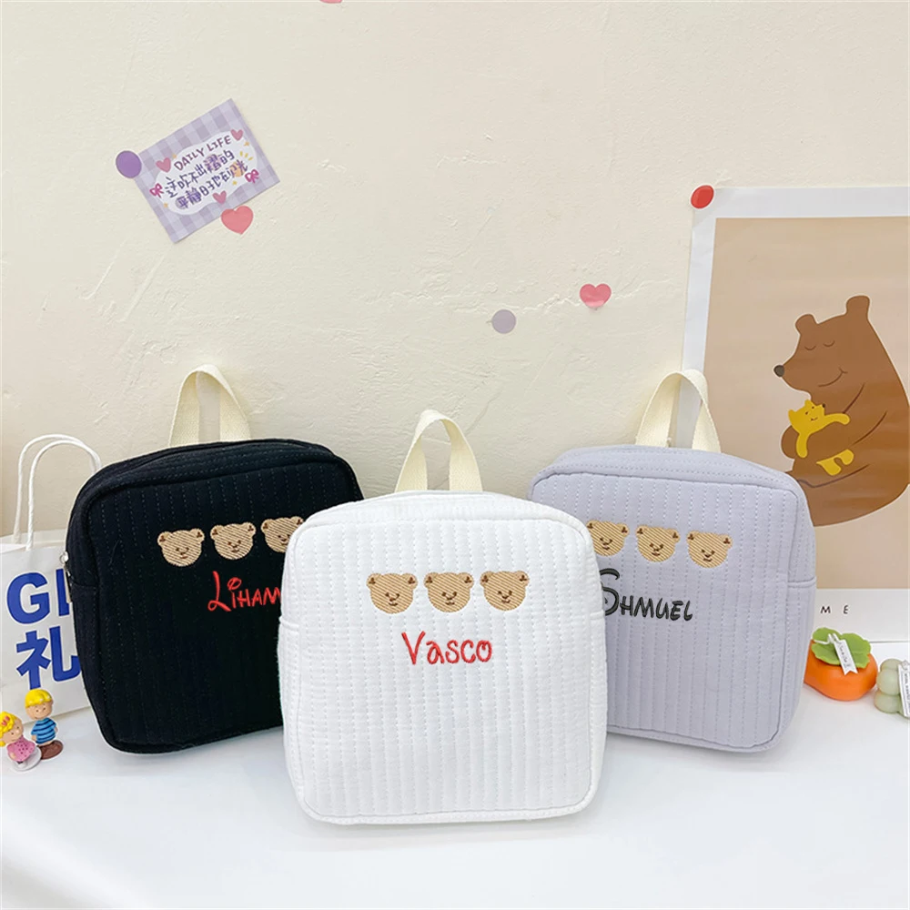 Детский рюкзак с вышивкой и именем маленького медведя