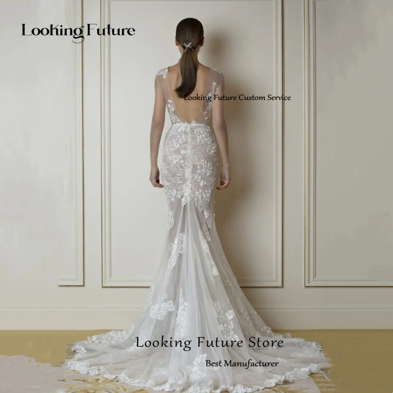 Рисунок 2 - Женское кружевное свадебное платье с юбкой-годе