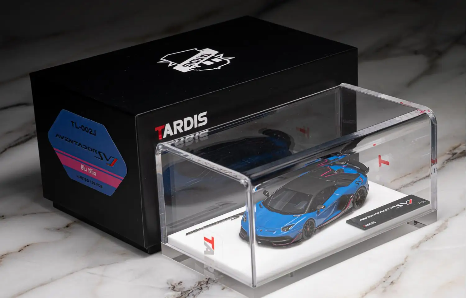 Tardis 1/64 ランボルギーニ　アヴェンタドールsv 白　限定品 Tardis 1/64 ランボルギーニ アヴェンタドールsv 白 限定品