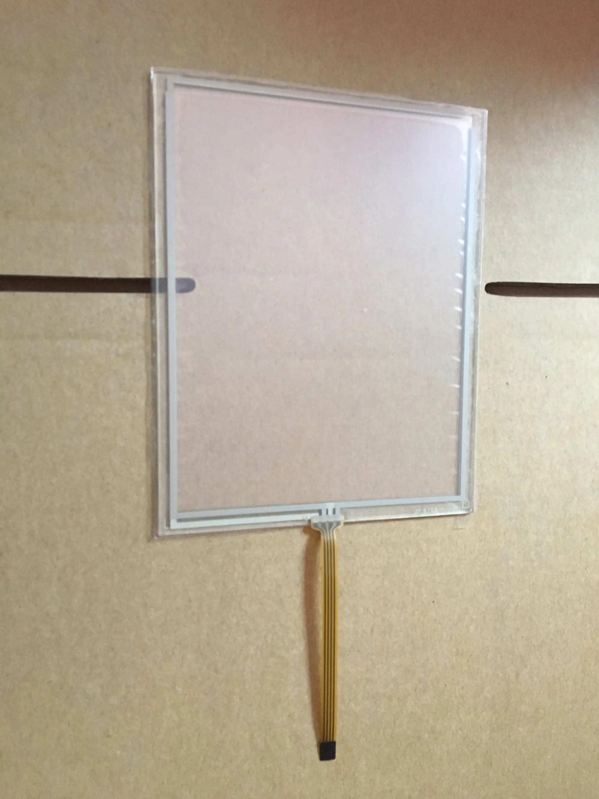 

Фонарь с сенсорной панелью