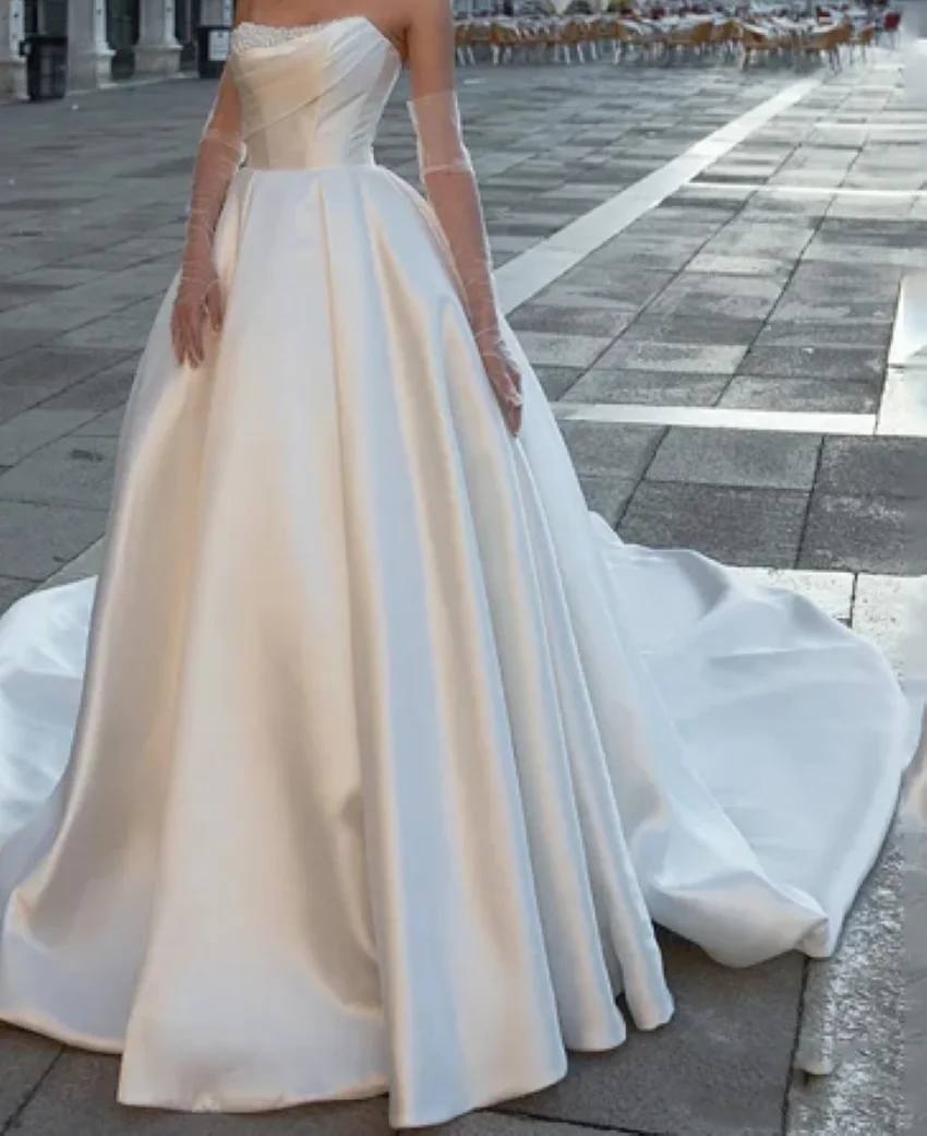 

Elegant Off Shoulder Sleeveless Train Floor-Length Fluffy Princess Style Bride Gowns 2024 Gorgeous Satin Modern Wedding Dresses