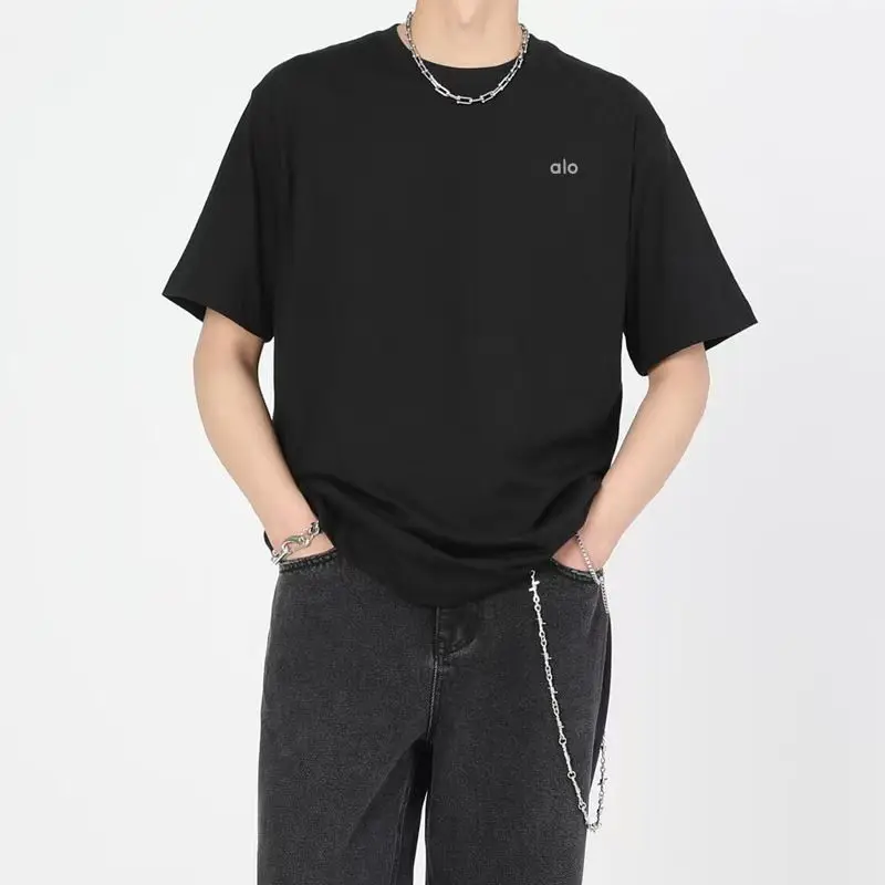 ALO basic solid color short-sleeved T-shirt for men and women, loose and made of pure cotton, classic and versatile for summer. 3