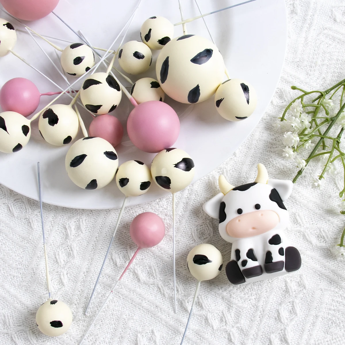 17 Decorazioni Per Torta Mucca Highland – Mini Figurine In Argilla Per Baby Shower E Compleanni A Tema