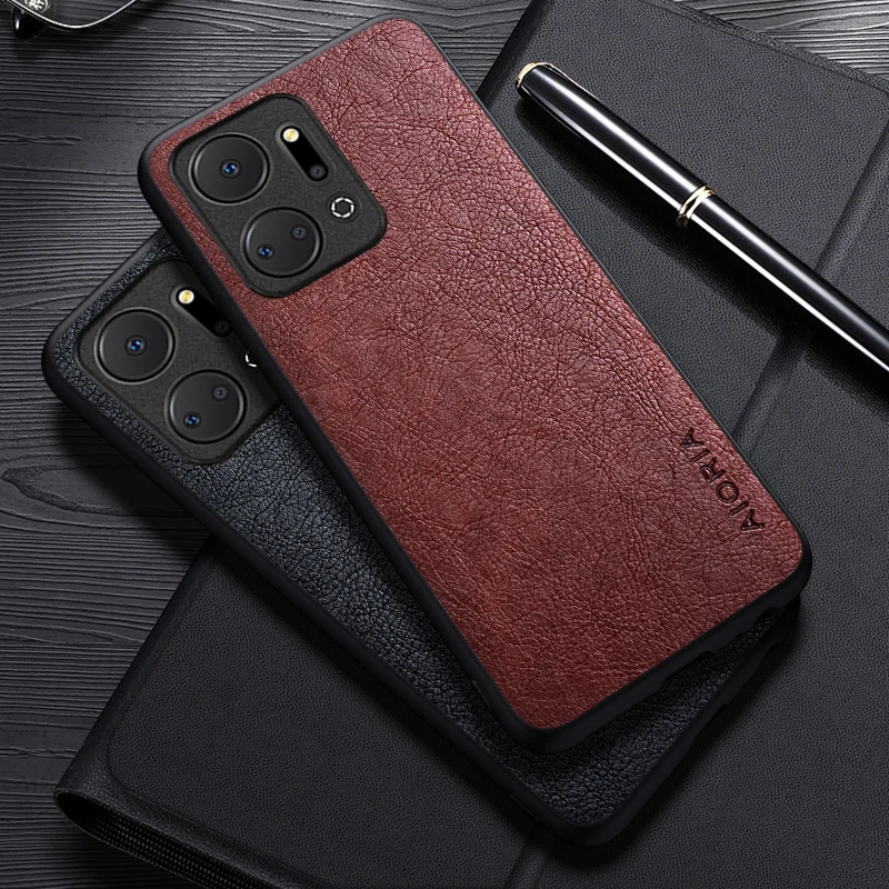 Luxurious Leather Business Case with Simple Design