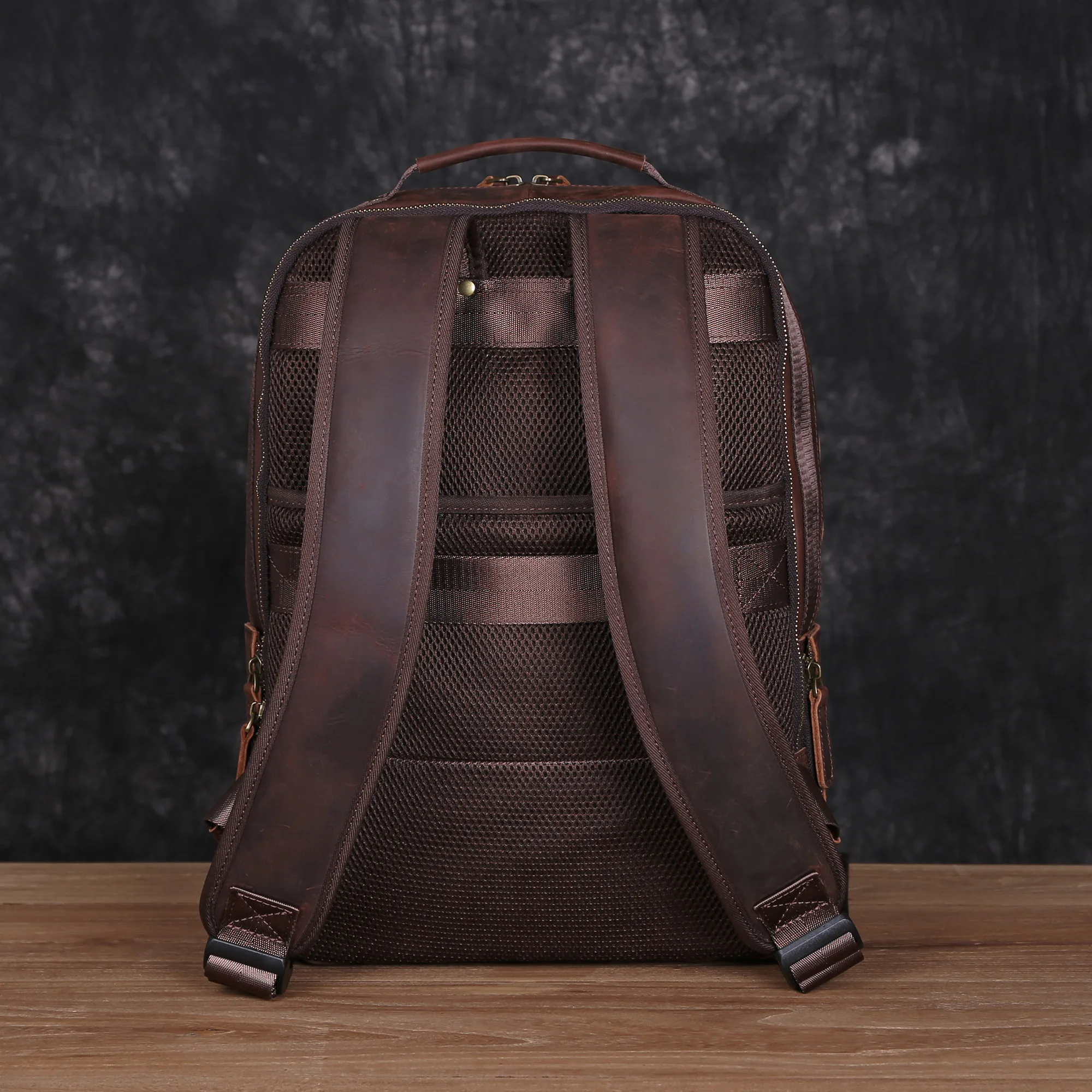 Leather Backpack Men's Backpack Top Layer Cowhide Computer Bag Large Capacity Hiking Bag Retro Travel Bag Fashion Schoolbag 2