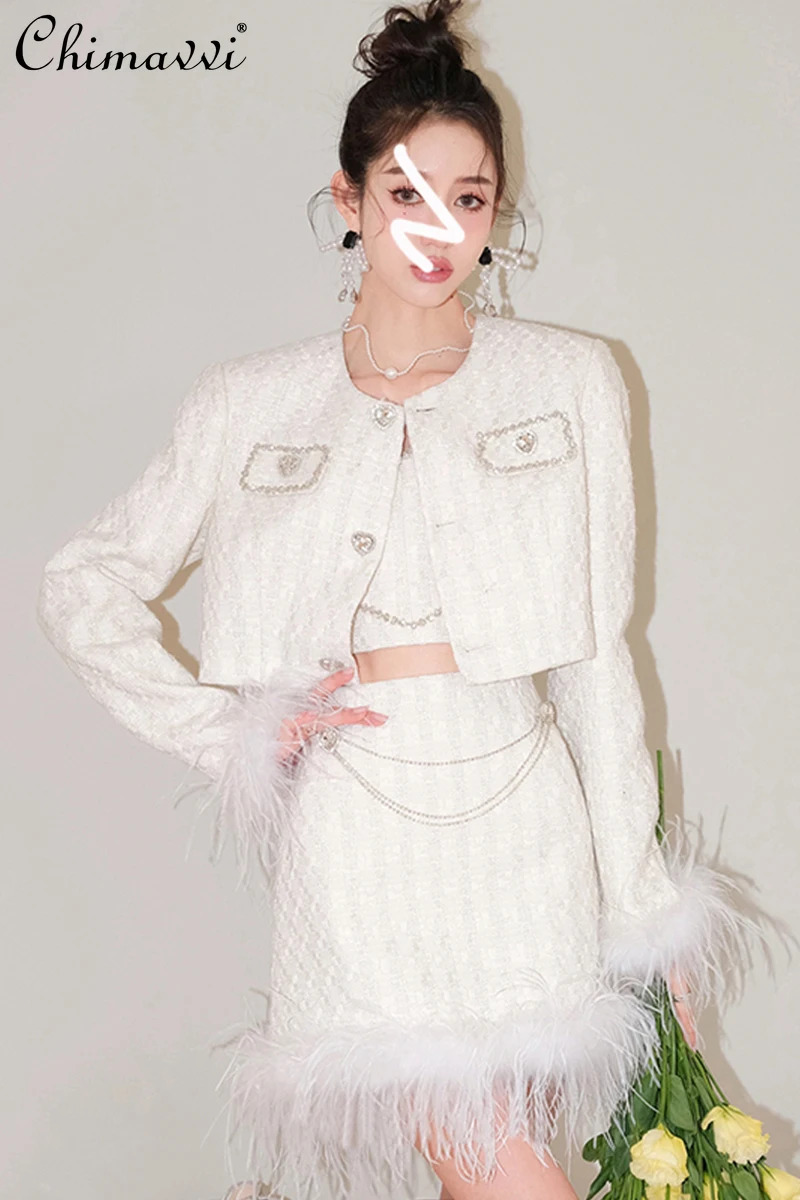 

Модное Короткое шерстяное пальто в Королевском Стиле с бриллиантами и перьями, юбка, новинка 2022, зимняя одежда, меховой наряд с кисточками и бусинами