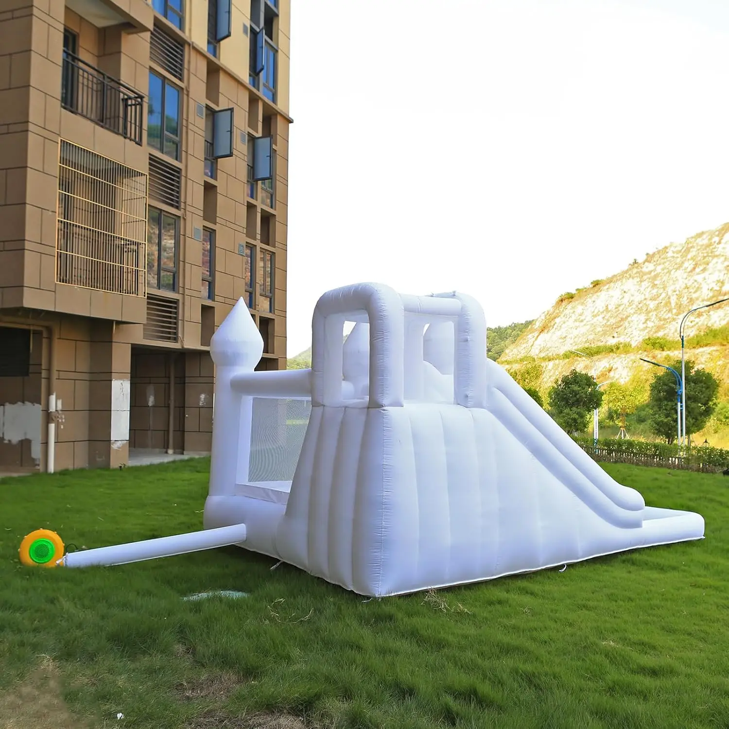 Inflatable White Bounce House with Slide Ball Pool and Blower PVC Jumping Castle for Kids Birthday Wedding Party Outdoor