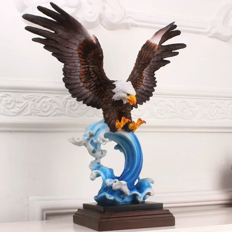 

Golden Torch Simulated Eagle Shows Great Ambition, Pengcheng Wanli Office Home Furnishings Gifts for Opening