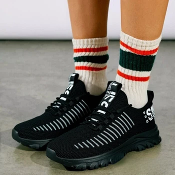 أحذية نسائية مسطحة قابلة للتنفس بتصميم شبكي فاخر ومتعددة الاستخدامات وخفيفة الوزن ونعال متغيرة كاجوال للتدريب في صالة الألعاب الرياضية في الهواء الطلق 3